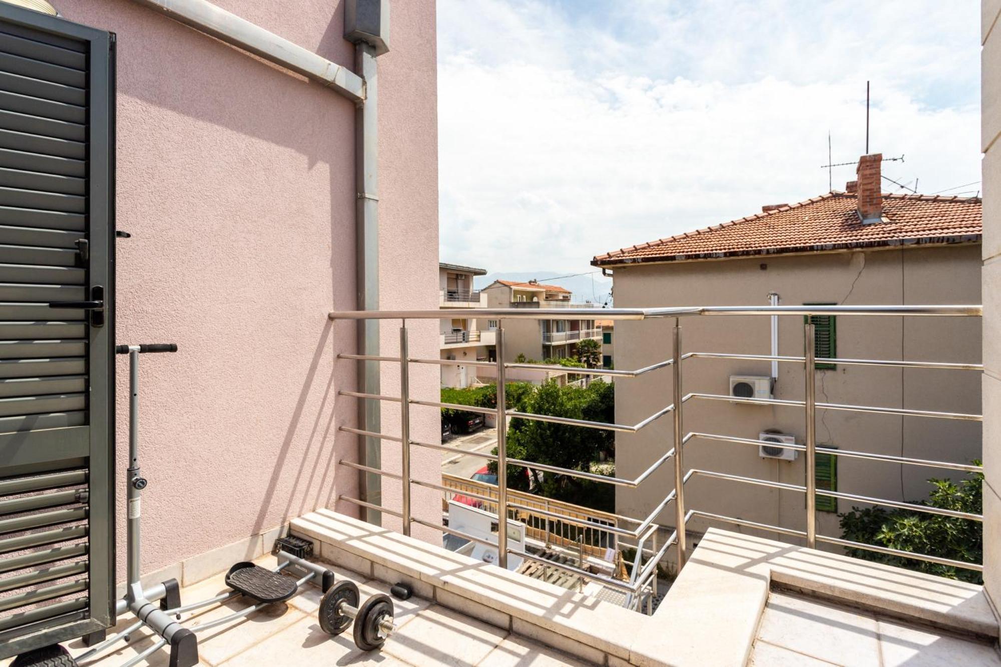Villa Violeta With The Sea View, 3 Min Walk To The Beach Split Exterior foto
