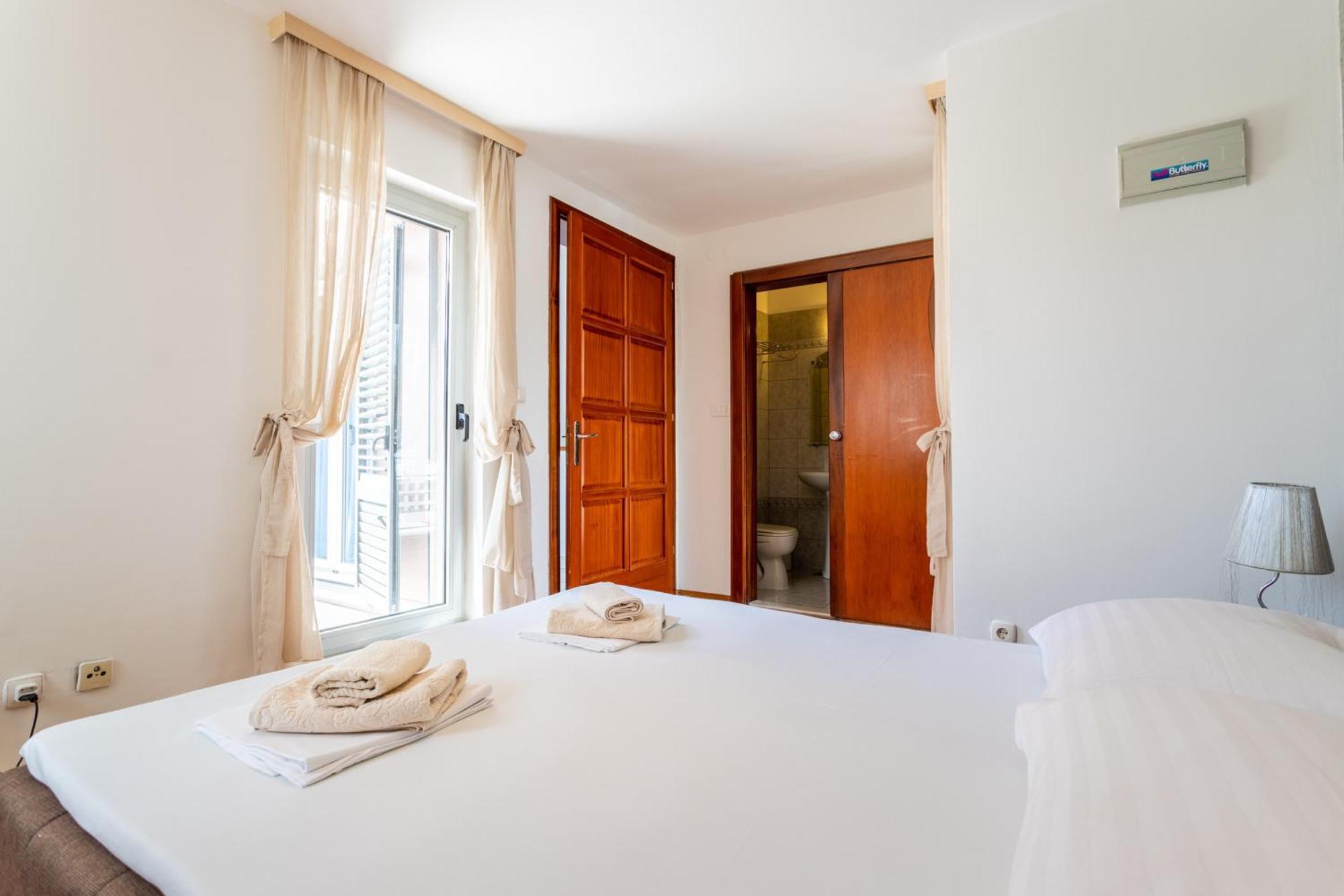 Villa Violeta With The Sea View, 3 Min Walk To The Beach Split Exterior foto